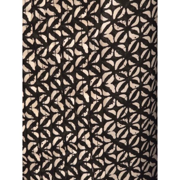 Catherines Black & White Geometric Print Blouse – NWT Size 1X (18/20W) - Picture 3 of 6